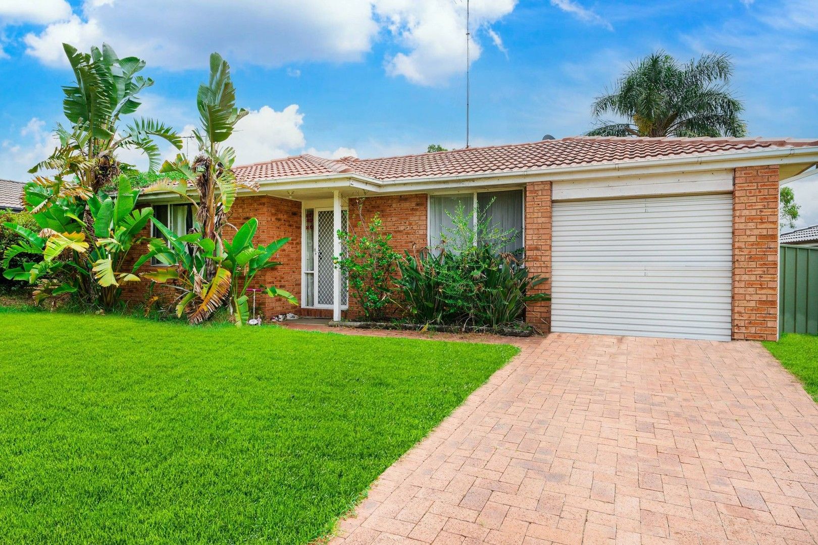 30 Carbasse Crescent, St Helens Park NSW 2560, Image 0