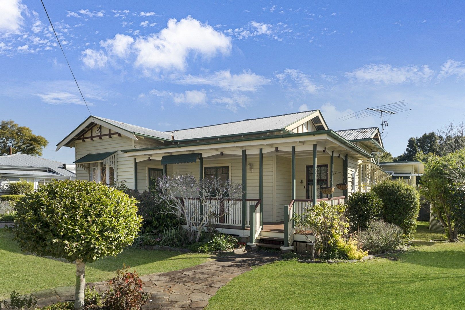 4 bedrooms House in 123 MacKenzie Street EAST TOOWOOMBA QLD, 4350
