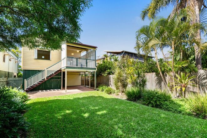 Picture of 12 Landsdowne Street, COORPAROO QLD 4151