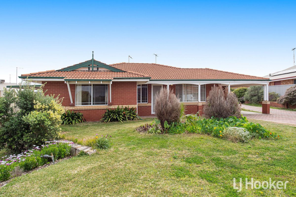 1/6 Bucentaur Place, Halls Head WA 6210, Image 0