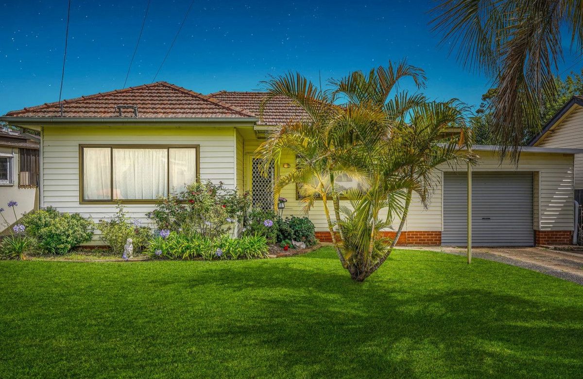 3 bedrooms House in 63 Matthew Crescent BLACKTOWN NSW, 2148