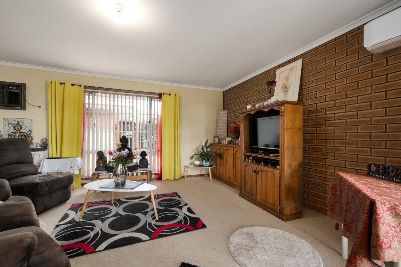 1-3/14 Brent Court, Lavington NSW 2641, Image 2