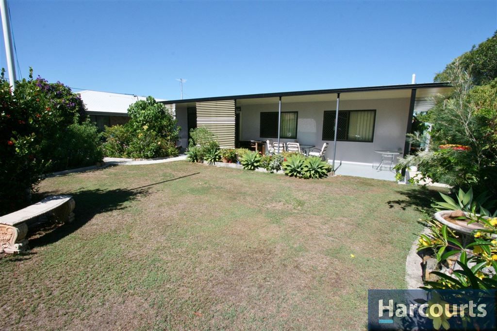 25 Dianthus St, Banksia Beach QLD 4507, Image 0