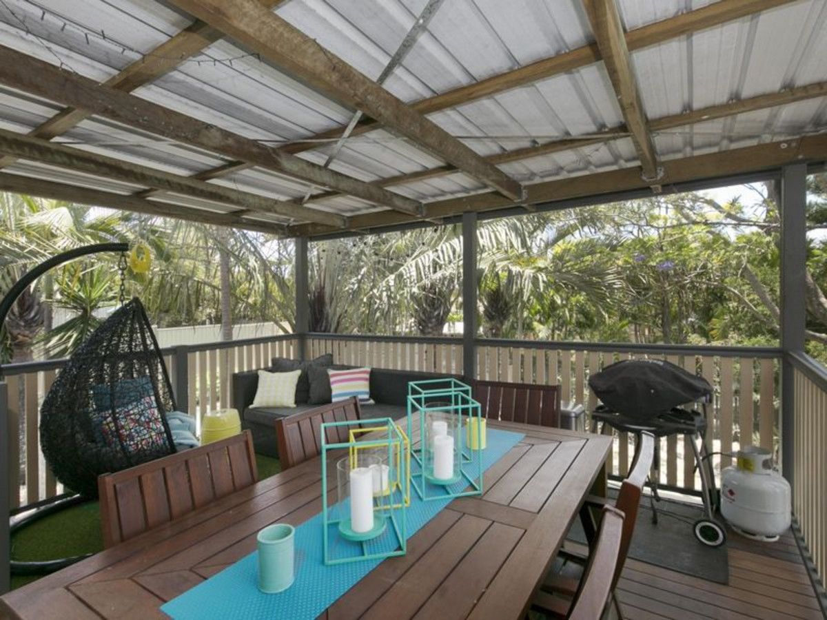 27 Molesworth Street, Seventeen Mile Rocks QLD 4073 House For Rent