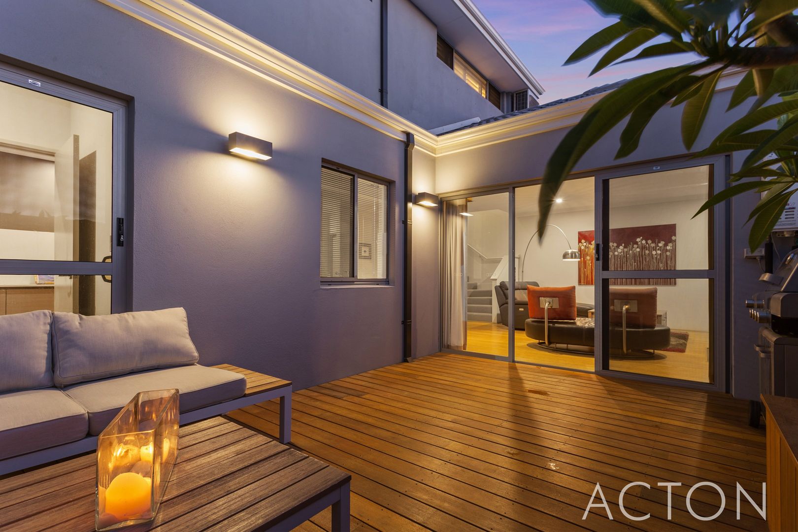 2/8 Socrates Parade, North Coogee WA 6163, Image 1