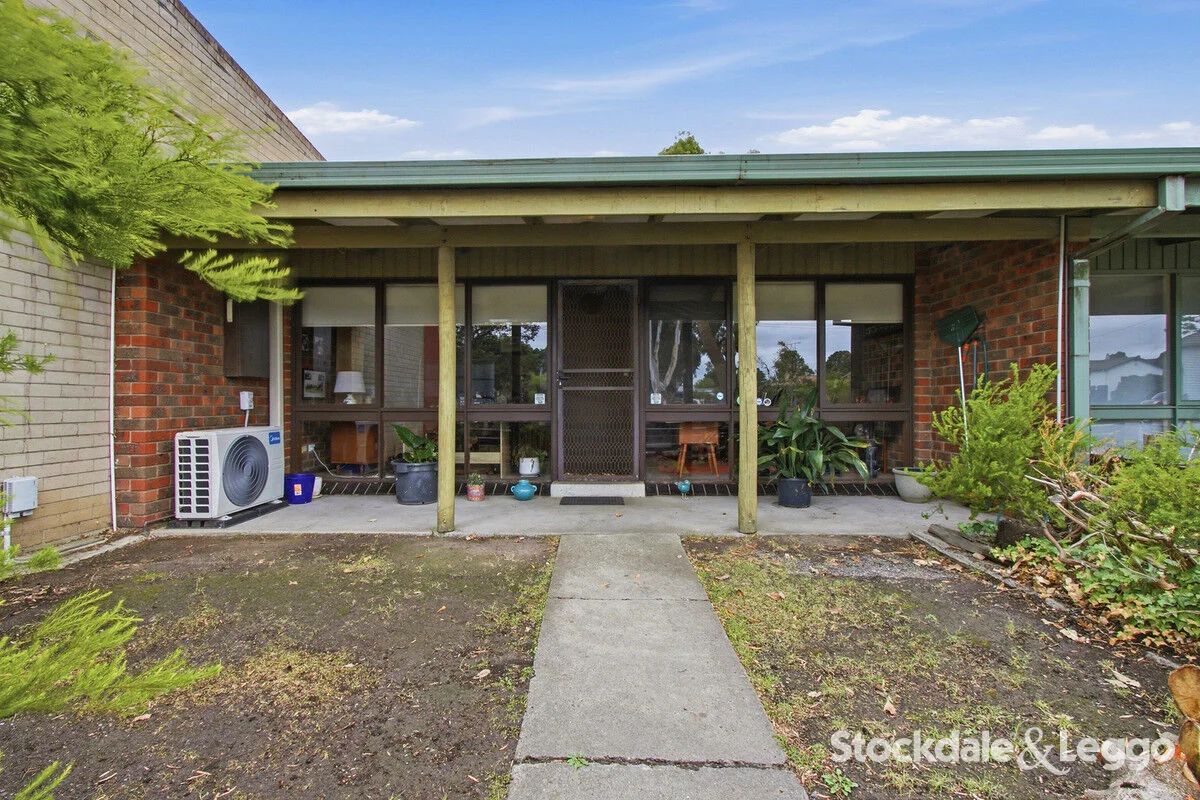 16 Finlayson Crescent, Traralgon VIC 3844