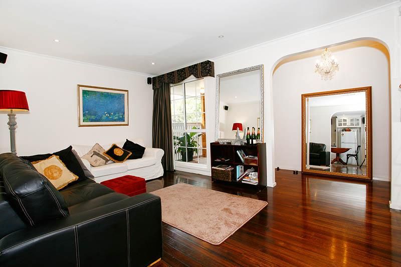 44a Woodland St, STRATHMORE VIC 3041, Image 1