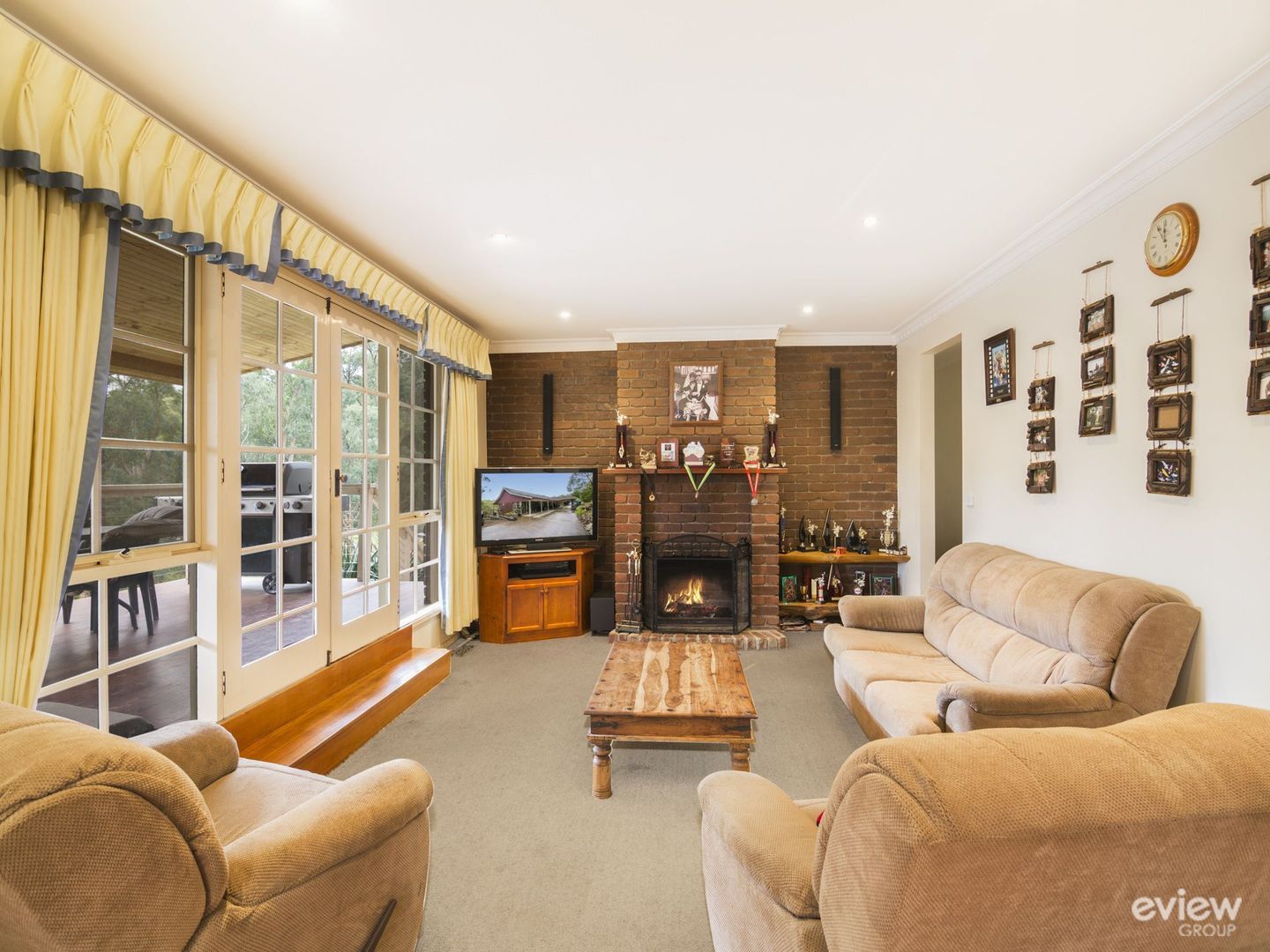 81-87 Lowes Road, Chum Creek VIC 3777, Image 2