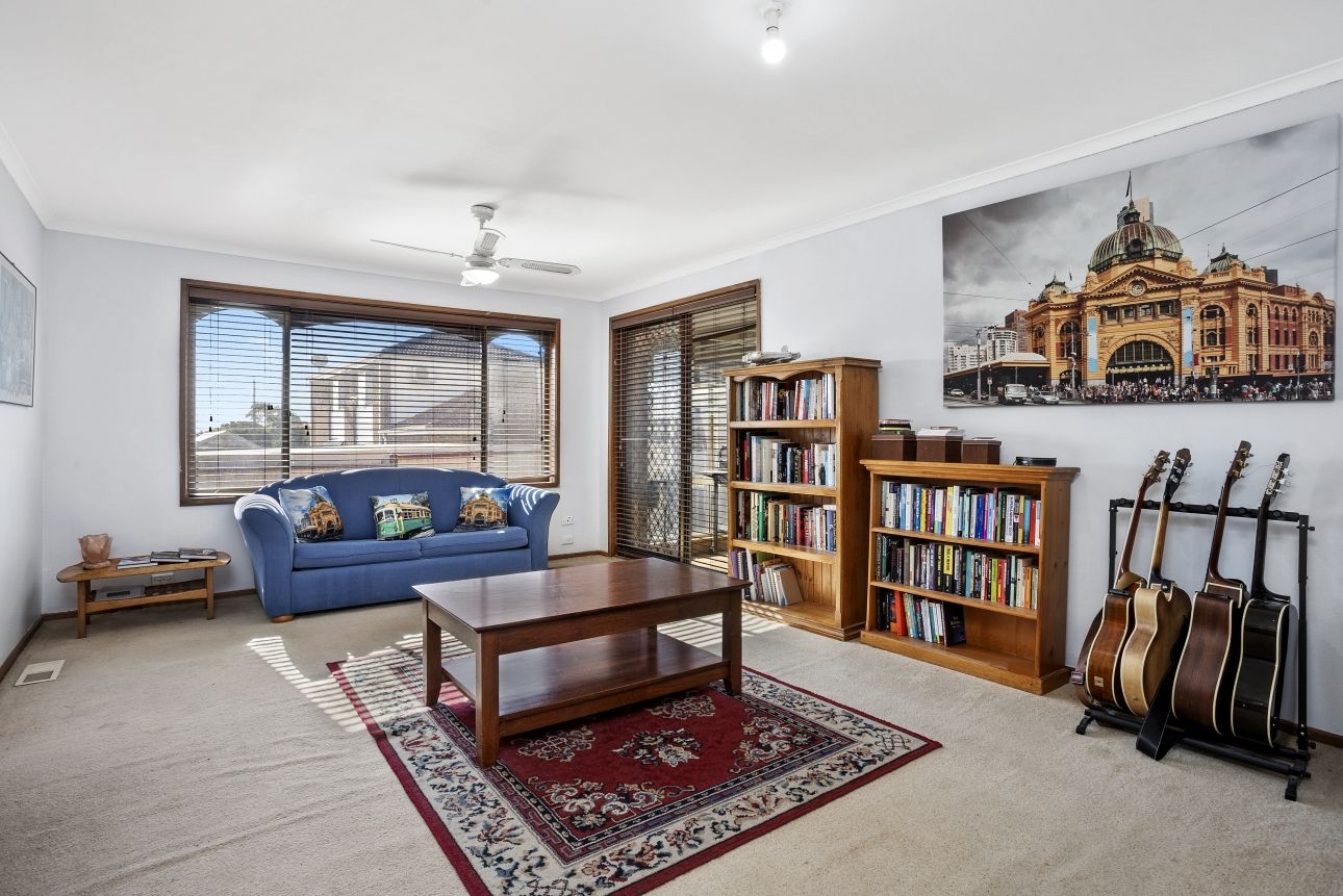 8 Woodleigh Close, Leopold VIC 3224, Image 1