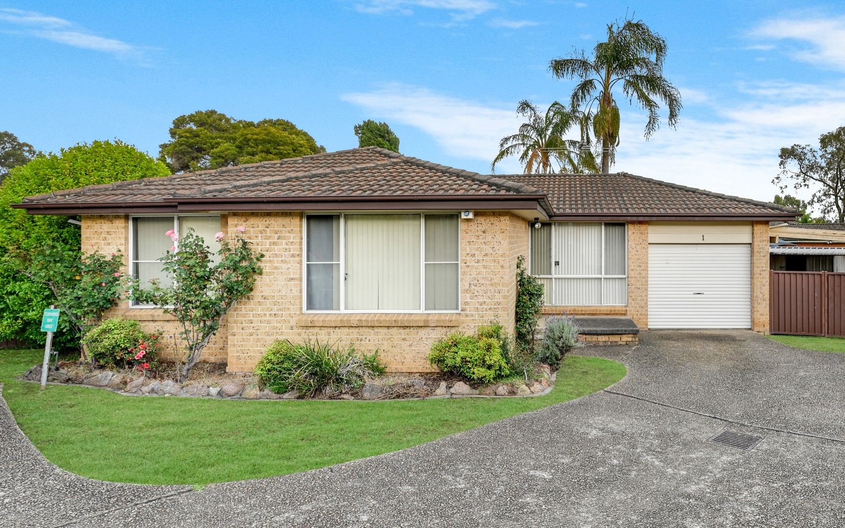 1/66 Fawcett Street, Glenfield NSW 2167, Image 0