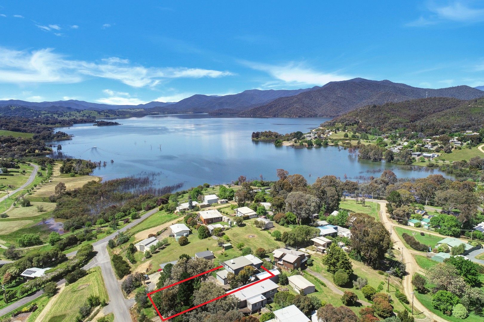 7 Honey Bee Run, Goughs Bay VIC 3723 Domain