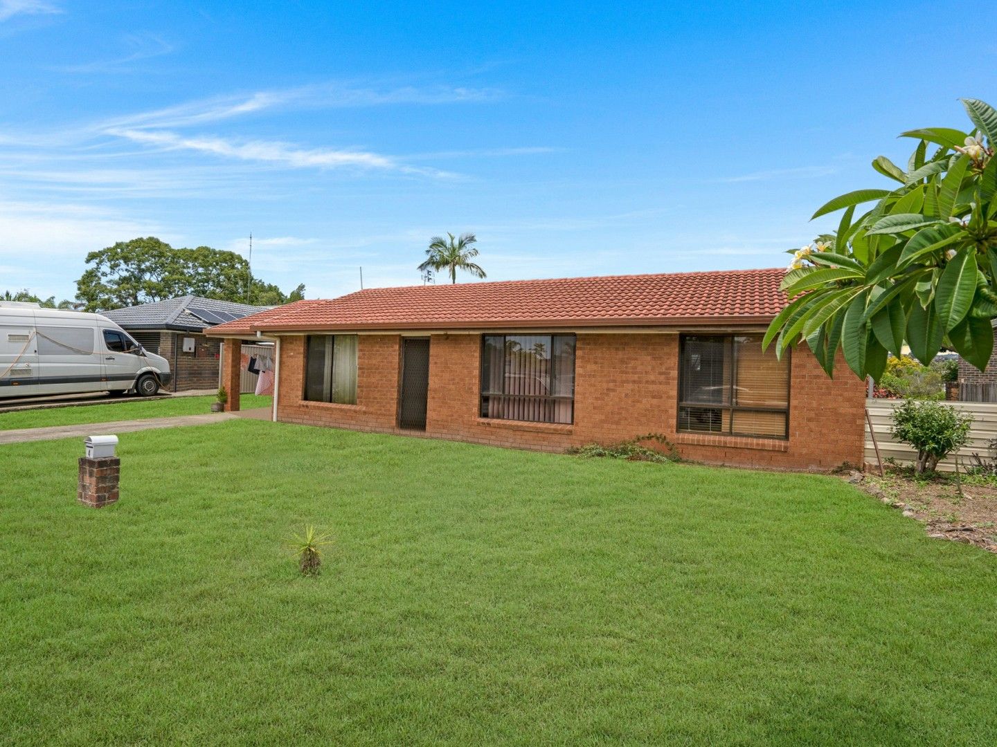 4 Onyx Court, Carrara QLD 4211, Image 0