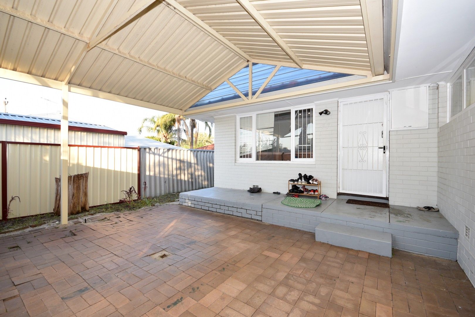 3 bedrooms House in 77 Norbury Way LANGFORD WA, 6147