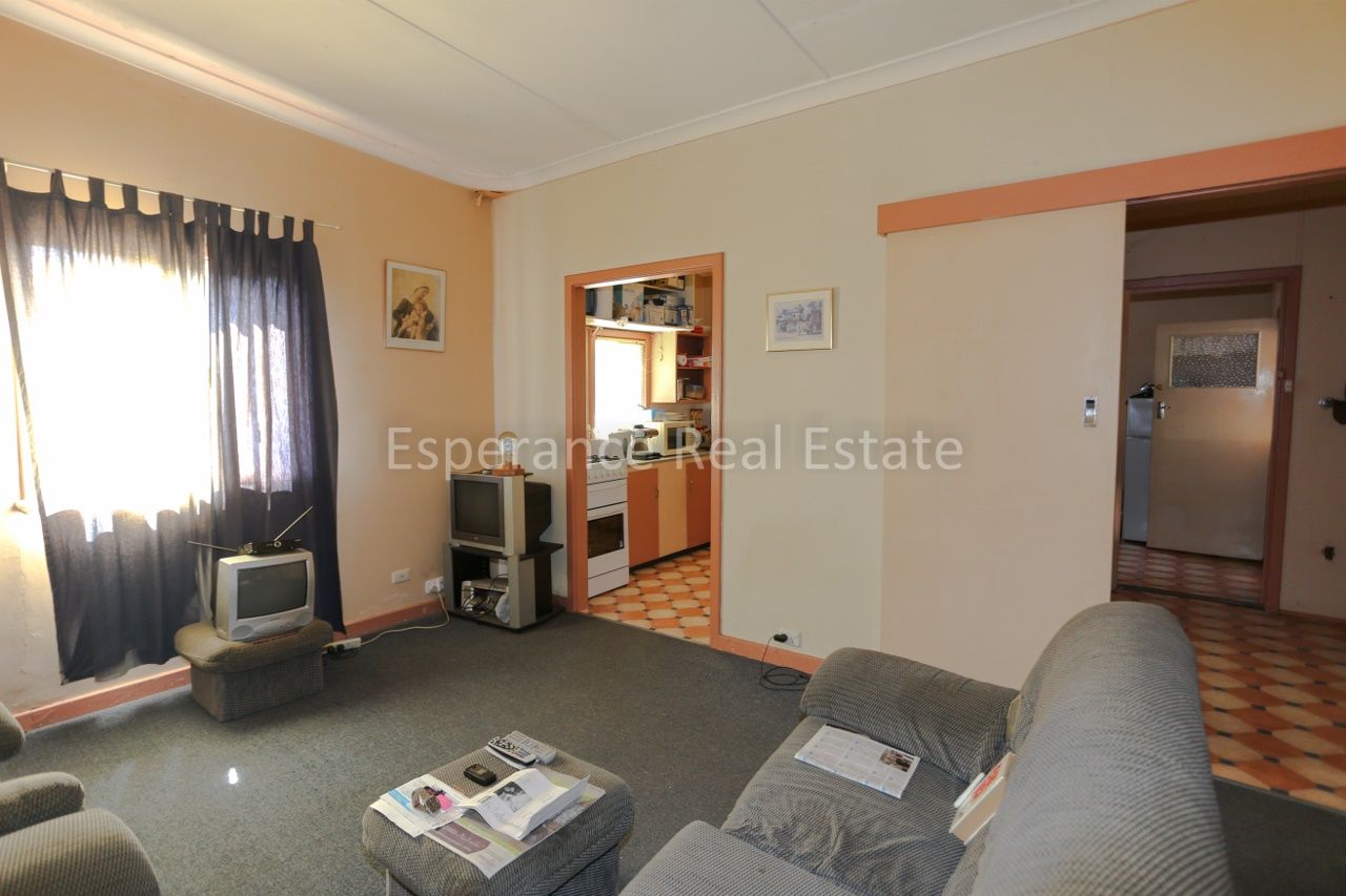 17 Pink Lake Road, Esperance WA 6450, Image 1