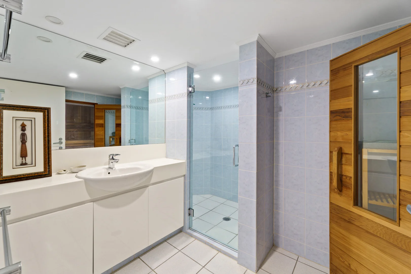 Additional image 22 of 3537 Main Beach Parade, Main Beach QLD 4217