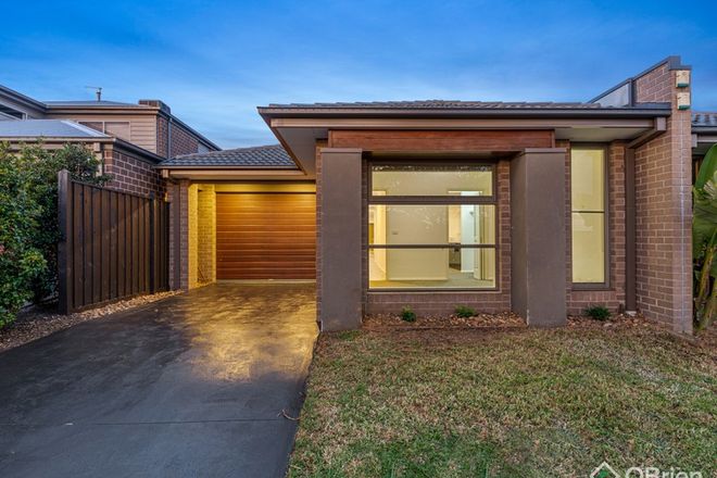 Picture of 36 Mernoo Avenue, CLYDE NORTH VIC 3978