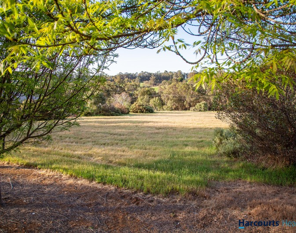 52 Robinia Way, Kangaroo Gully WA 6255