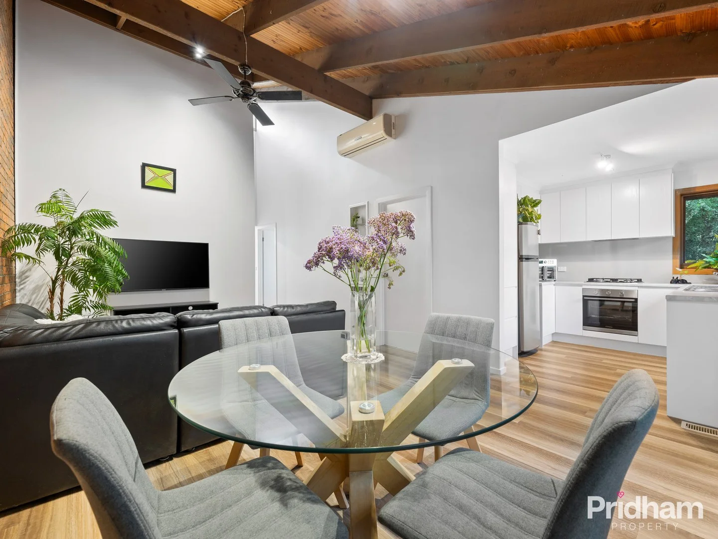 2/39-41 Arthur Street, Eltham VIC 3095