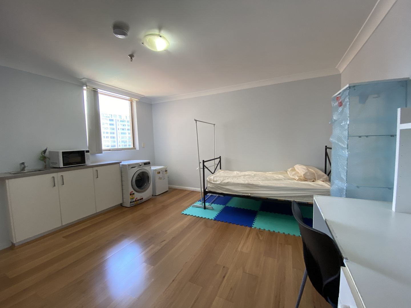 62b 17 Macmahon Hurstville Nsw 2220 Studio For Rent 250 Domain
