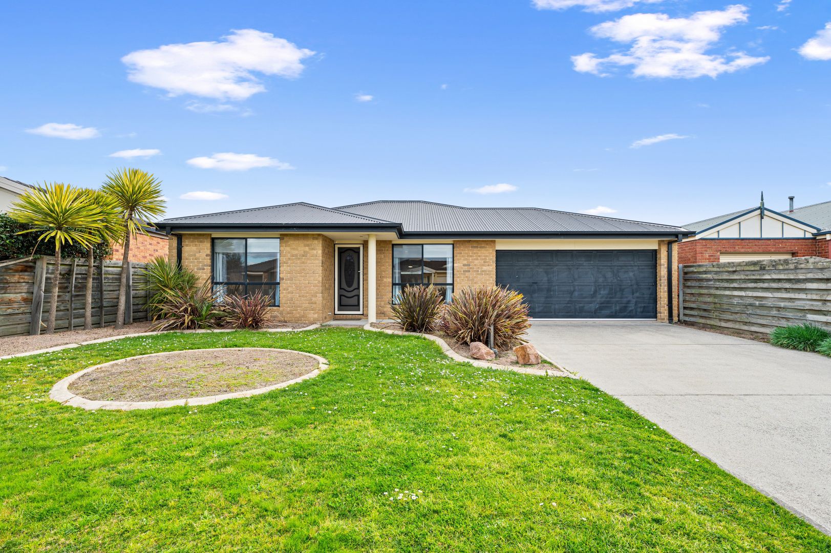 13 Giles Place, Traralgon VIC 3844
