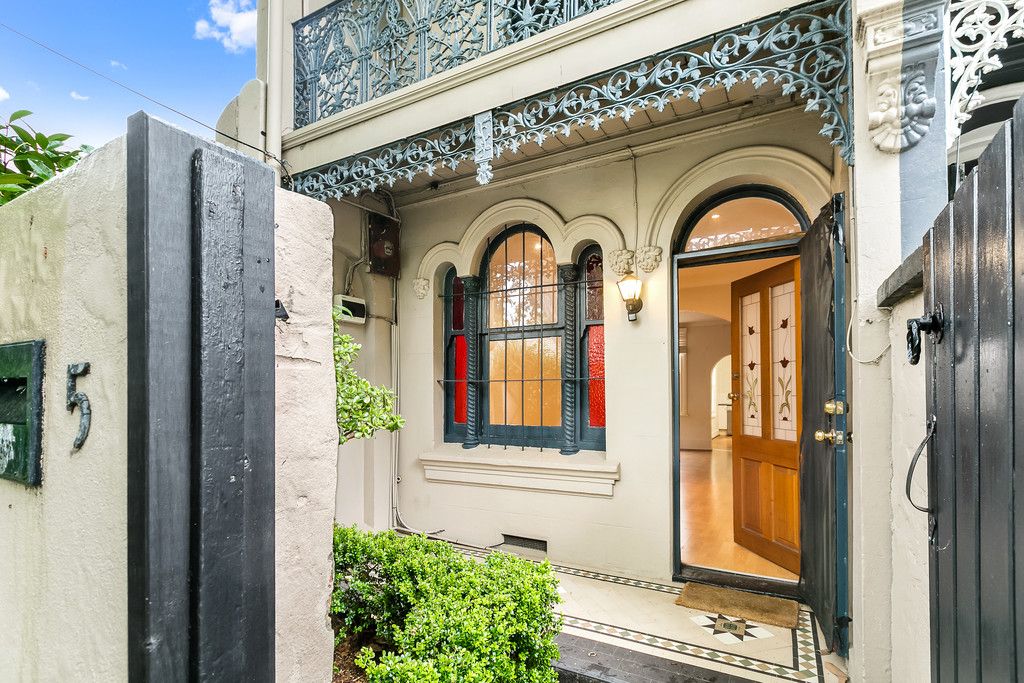 2 bedrooms House in 5 Marmion Street CAMPERDOWN NSW, 2050