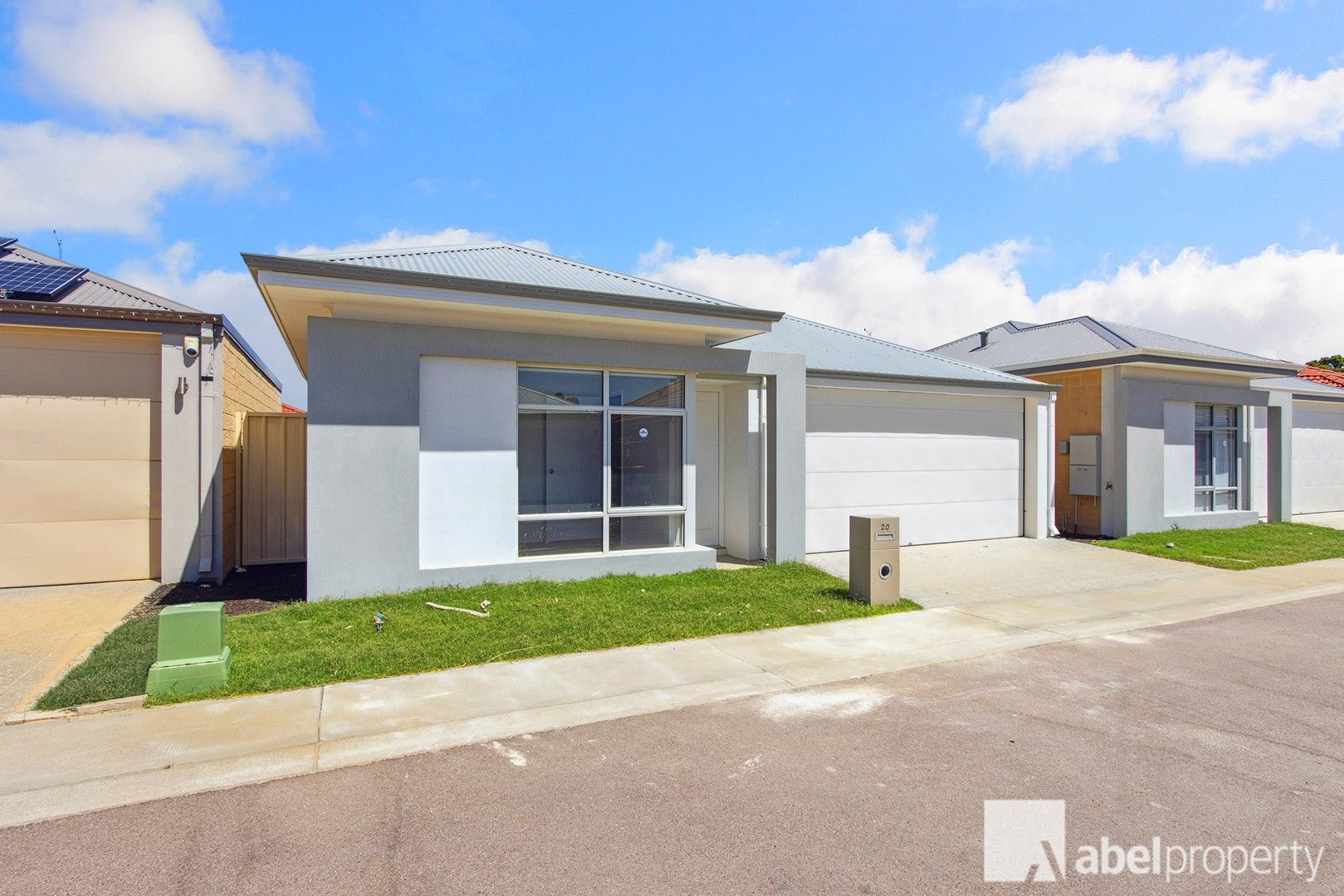 3 bedrooms House in 20 Belches Loop SEVILLE GROVE WA, 6112