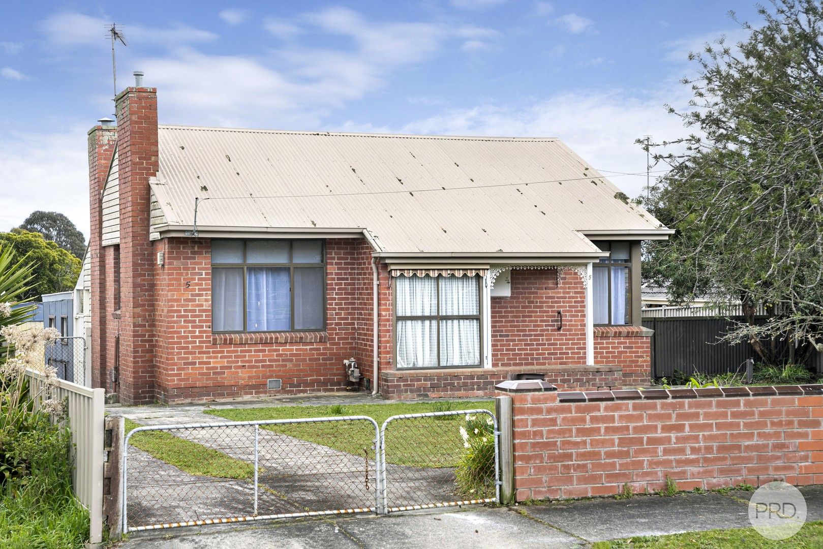 2 bedrooms House in 5 Hurley St BALLARAT NORTH VIC, 3350