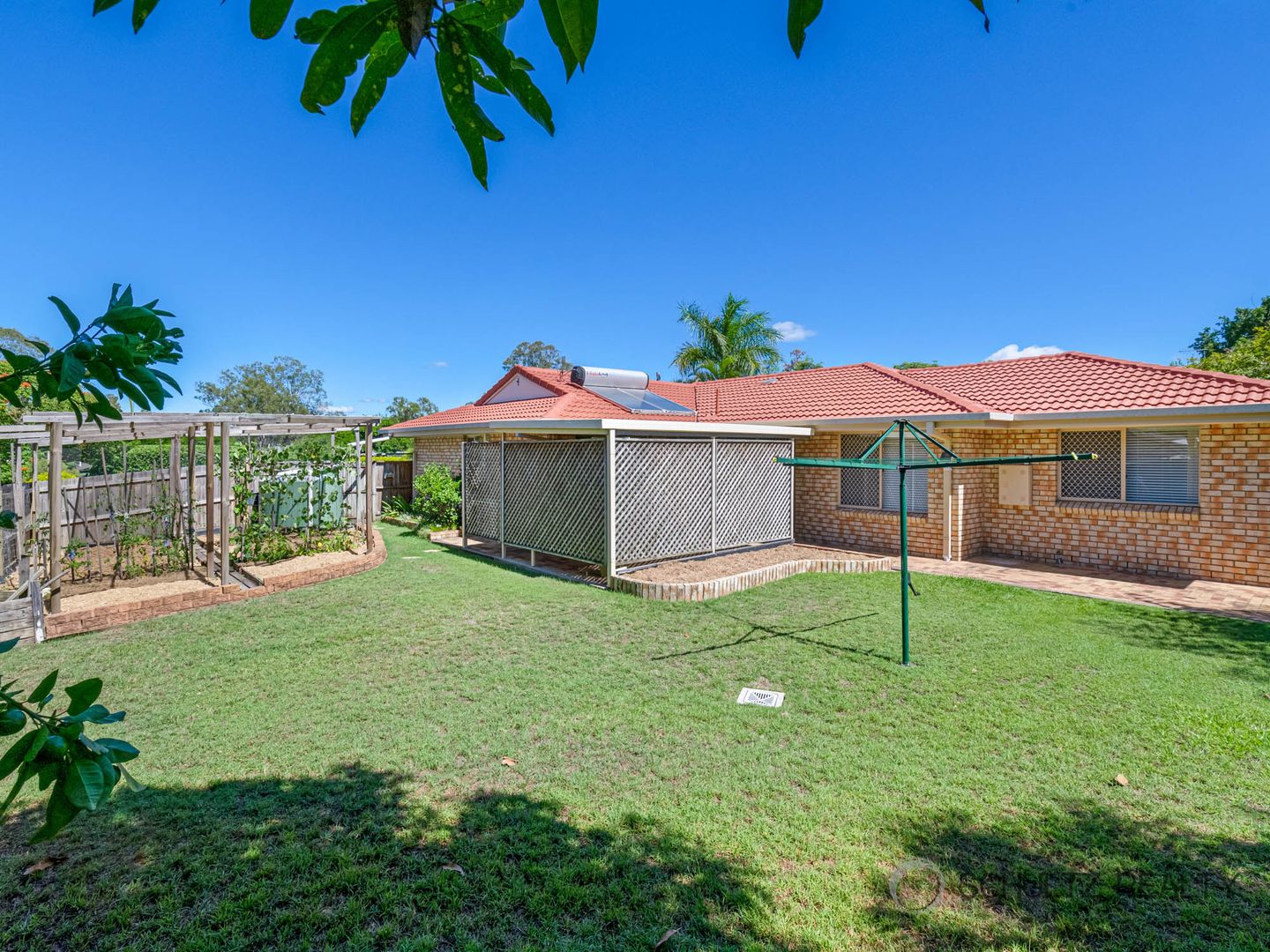 25 Yvonne Crescent, Mount Warren Park QLD 4207, Image 1