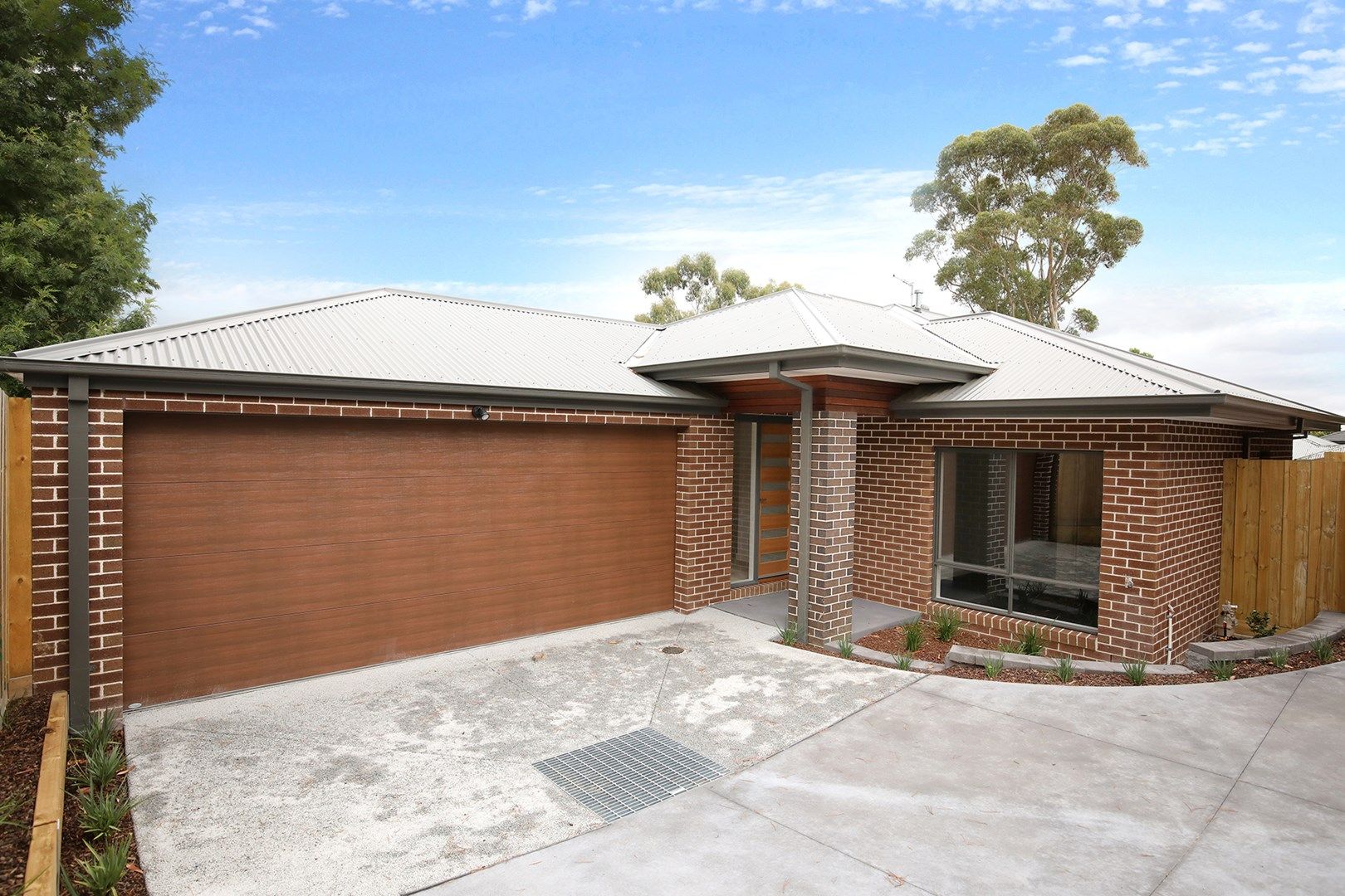 3 bedrooms Townhouse in 4/18 Ryland Avenue CROYDON VIC, 3136