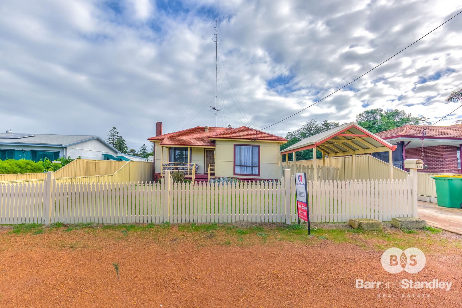 12A Moolyeen Road, Carey Park WA 6230, Image 2