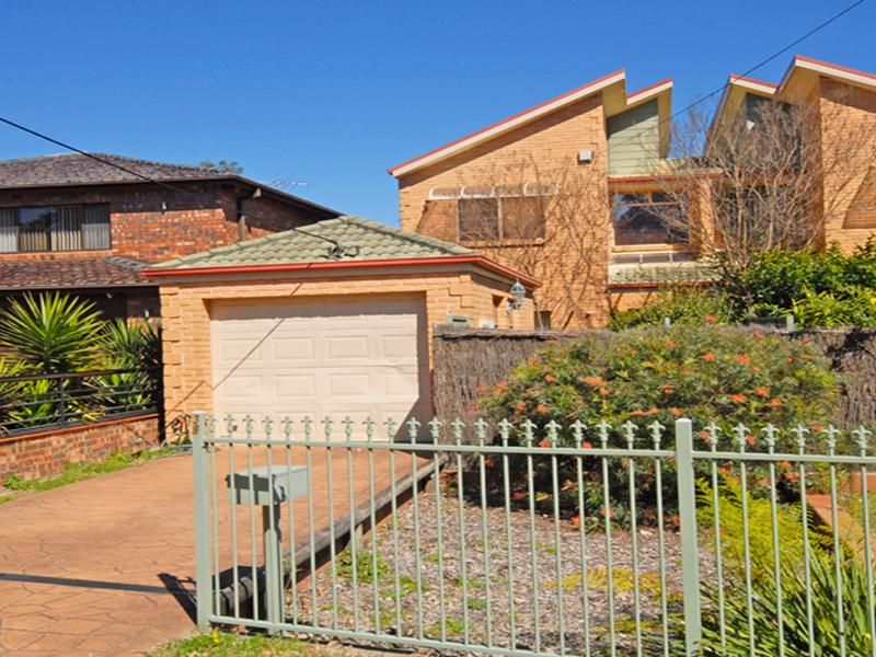 3 bedrooms Semi-Detached in 38 Agincourt Road MARSFIELD NSW, 2122