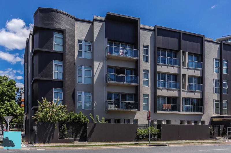 2 bedrooms Apartment / Unit / Flat in 216/38 Skyring Terrace TENERIFFE QLD, 4005