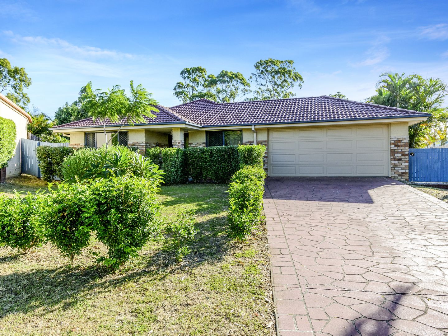 8 Dulwich Place, Forest Lake QLD 4078