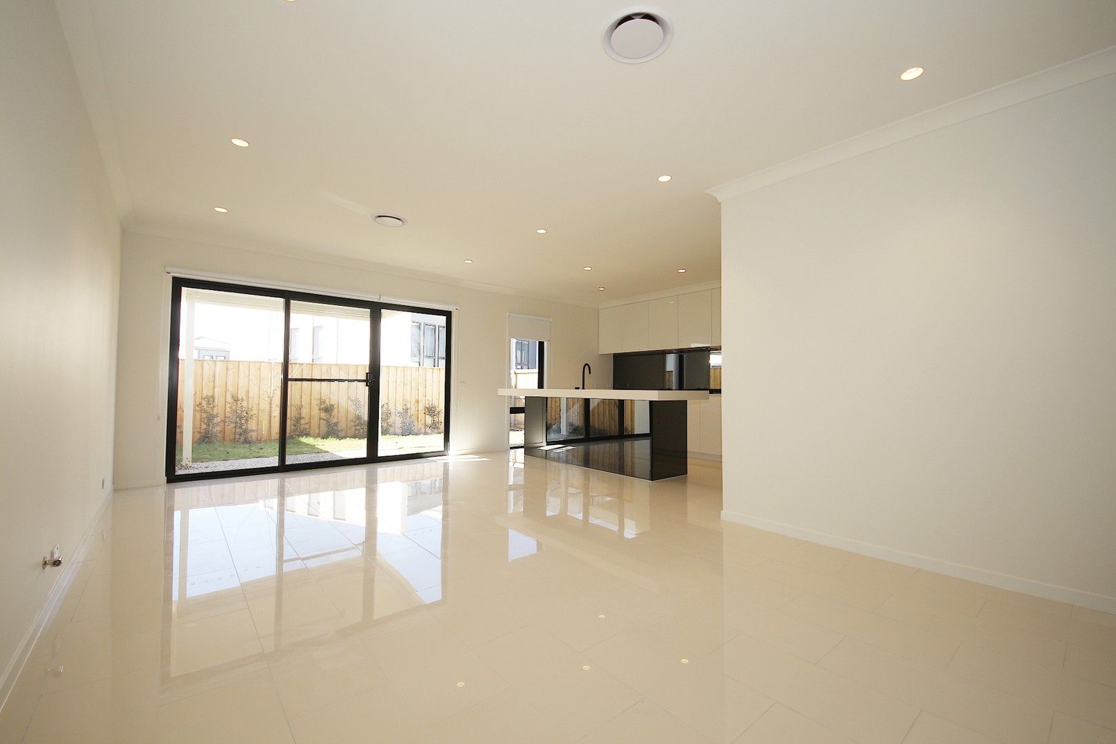 4 bedrooms Terrace in 20 Annanvale Circuit MOUNT ANNAN NSW, 2567