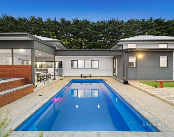 3 Stone Pine Court, Connewarre VIC 3227