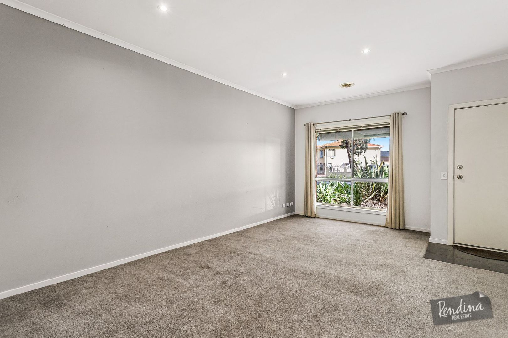 38 Gowanbrae Drive, Gowanbrae VIC 3043 House For Rent Domain