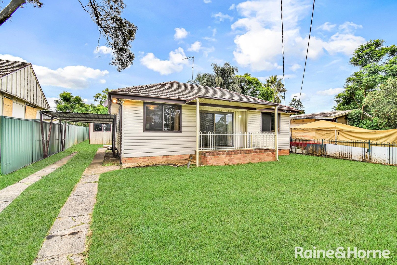 3 bedrooms House in 17 Talasea Street WHALAN NSW, 2770