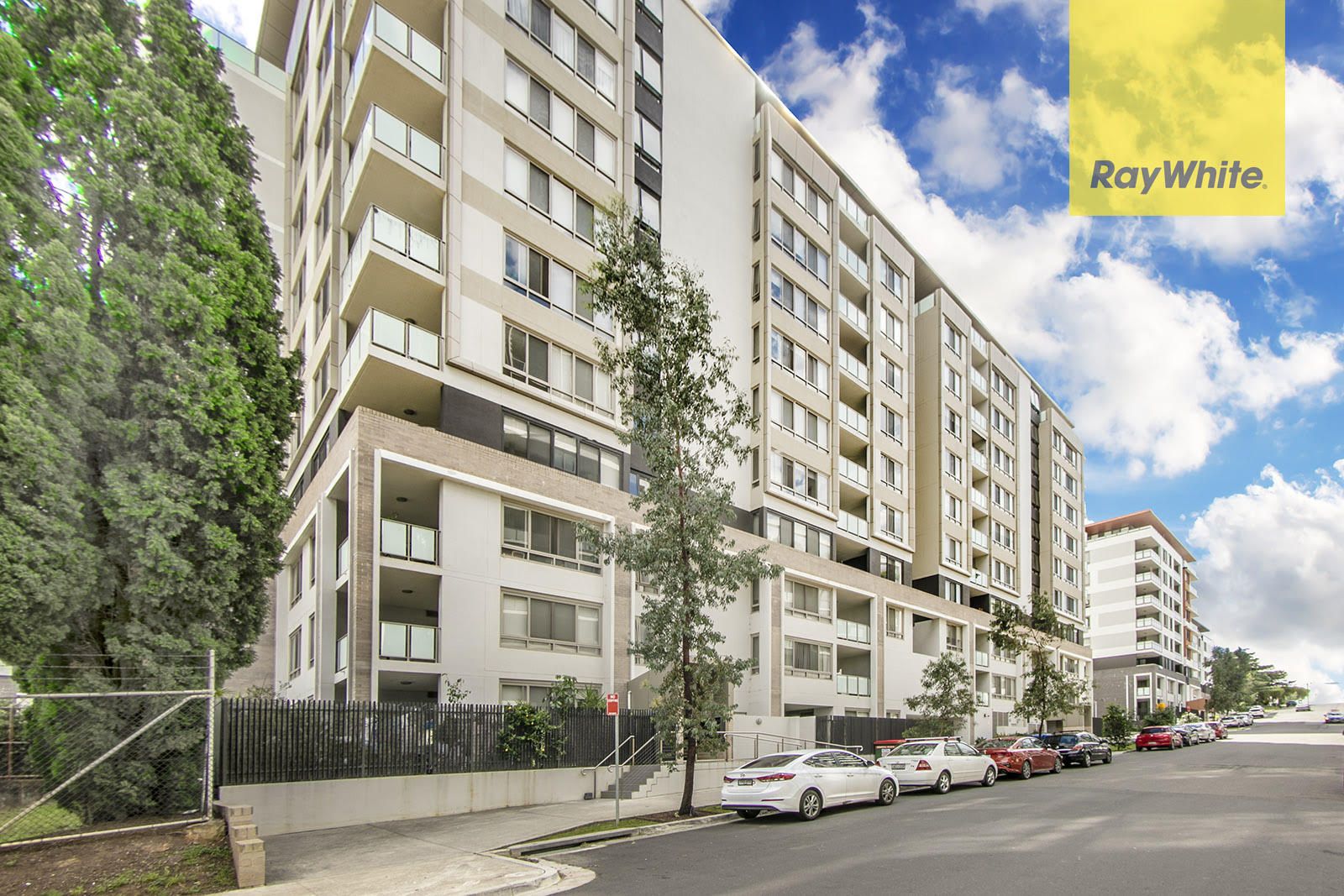 3 bedrooms Apartment / Unit / Flat in 6806/1a Morton st PARRAMATTA NSW, 2150