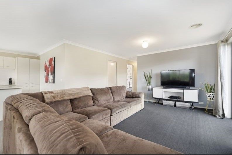 25 Deakin Drive, Delacombe VIC 3356, Image 1