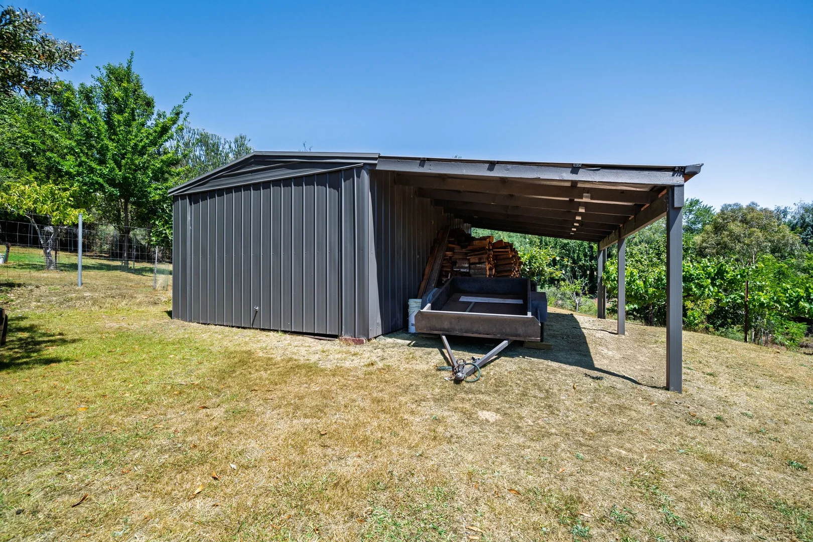 Additional image 30 of 1 James Close, Bright VIC 3741