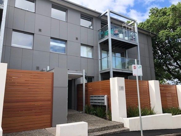 1 bedrooms Apartment / Unit / Flat in 104/45 Danks Lane KENSINGTON VIC, 3031