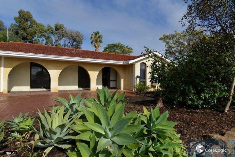 3 bedrooms House in 14 Sulina Place KALLAROO WA, 6025