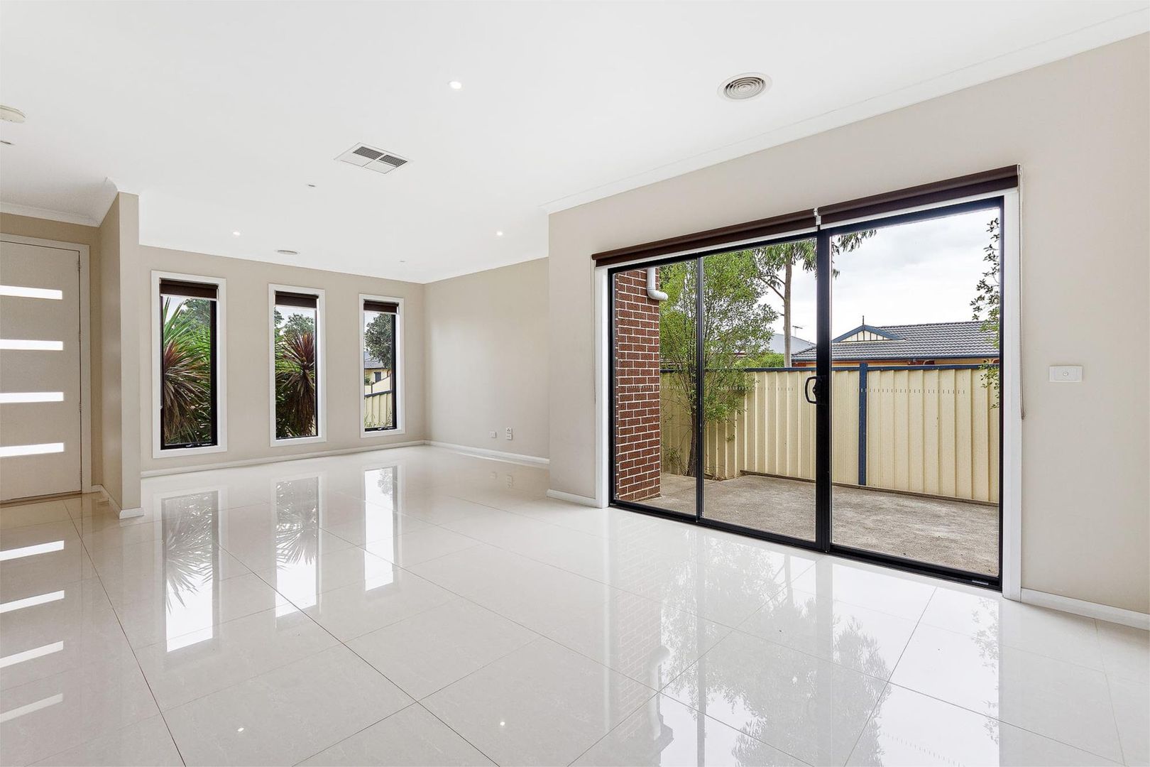 10 Ken James Place, Burnside Heights VIC 3023, Image 2