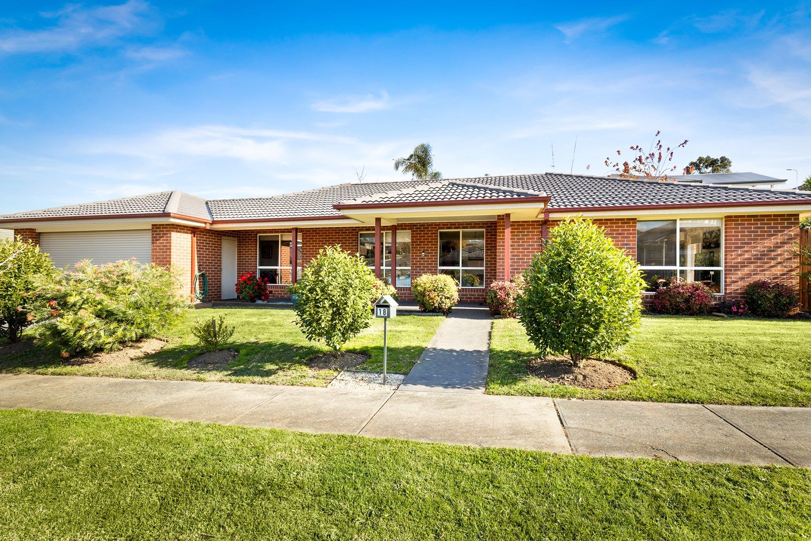 18 McMillan Drive, Warragul VIC 3820, Image 0