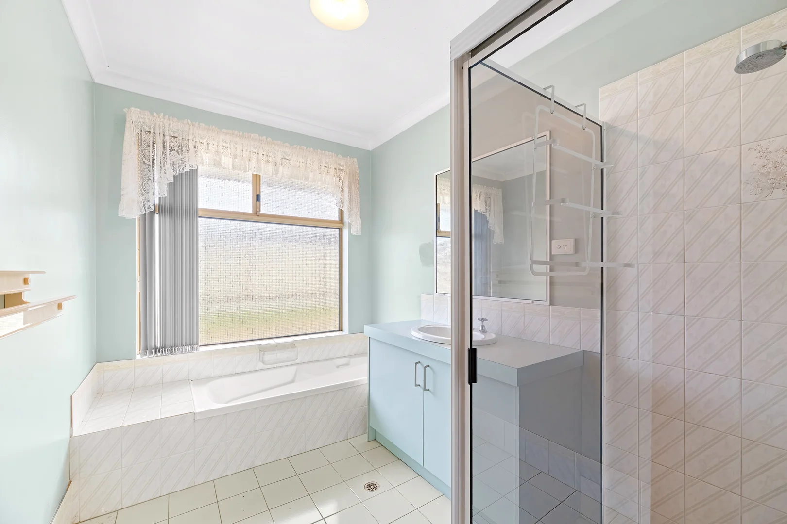 Additional image 17 of 9B Seville Way, Orana WA 6330