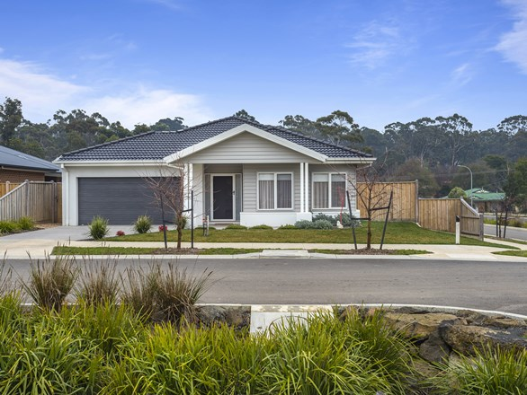 2 Tributary Way, Woodend VIC 3442