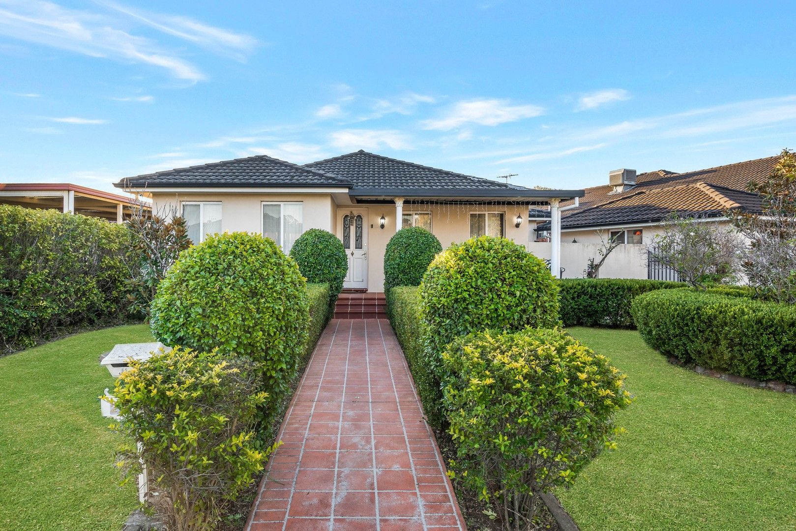 27 Swinborne Crescent, Wetherill Park NSW 2164, Image 0