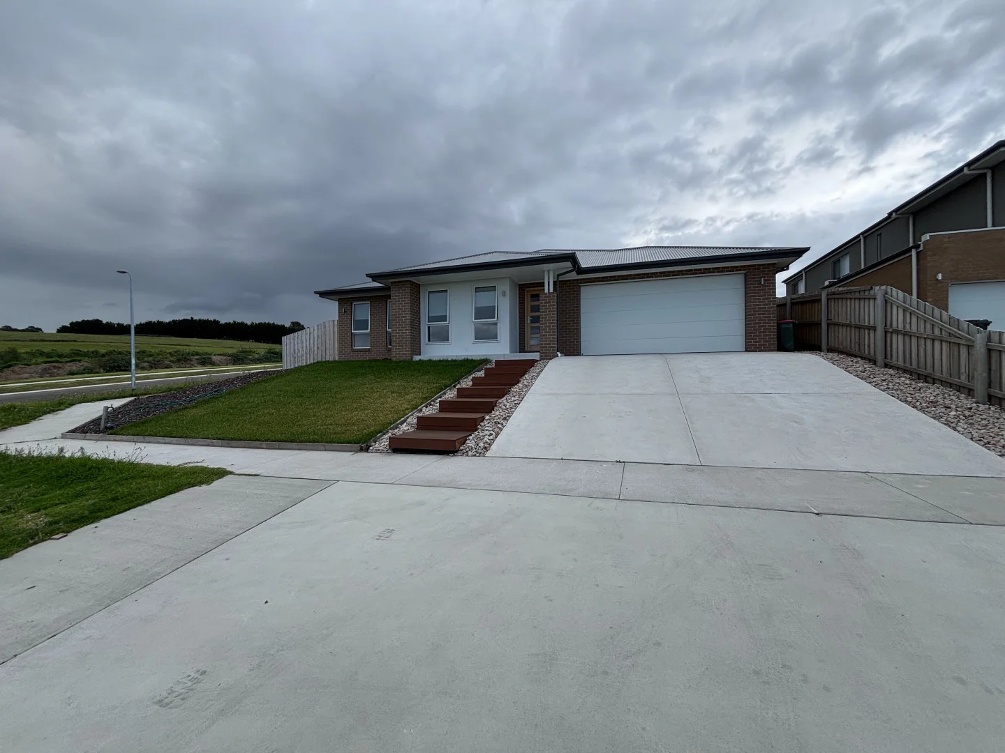 Additional image 2 of 5 Lady Harriet Drive, Lakes Entrance VIC 3909