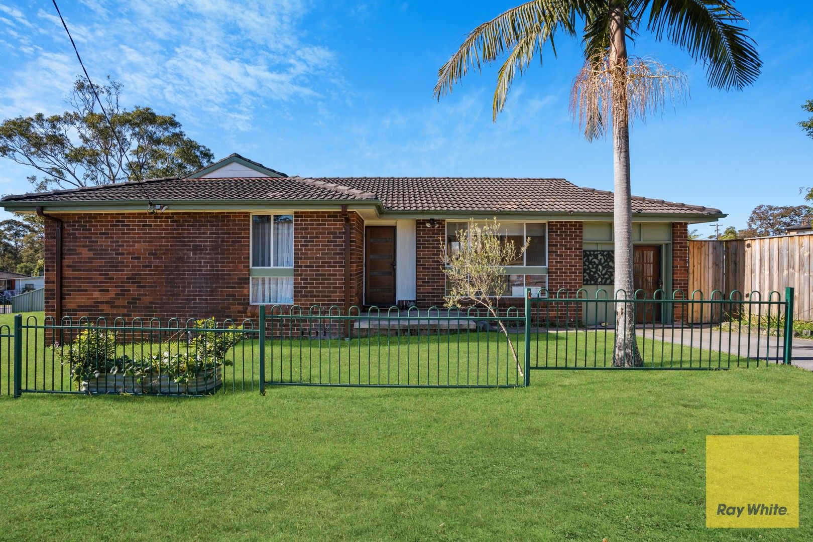4 bedrooms House in 34 Restlea Avenue CHARMHAVEN NSW, 2263