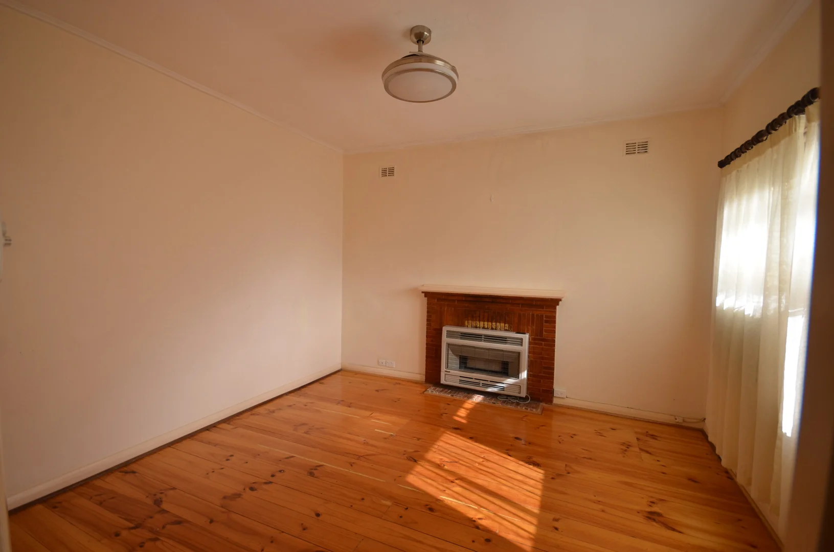 Additional image 9 of 8 Guilford St, Clare SA 5453